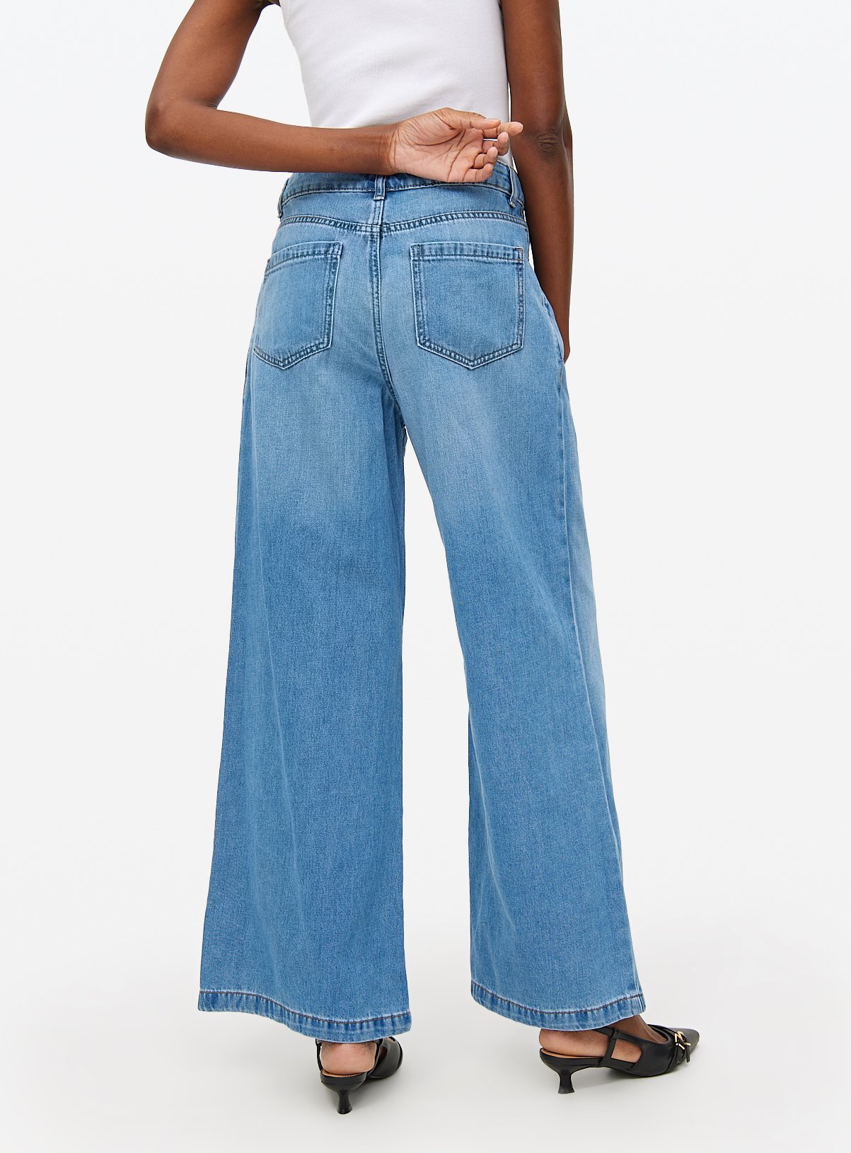 Buy Mid Rinse Pleated Ultra Wide Leg Denim Jeans 10L | Jeans | Argos